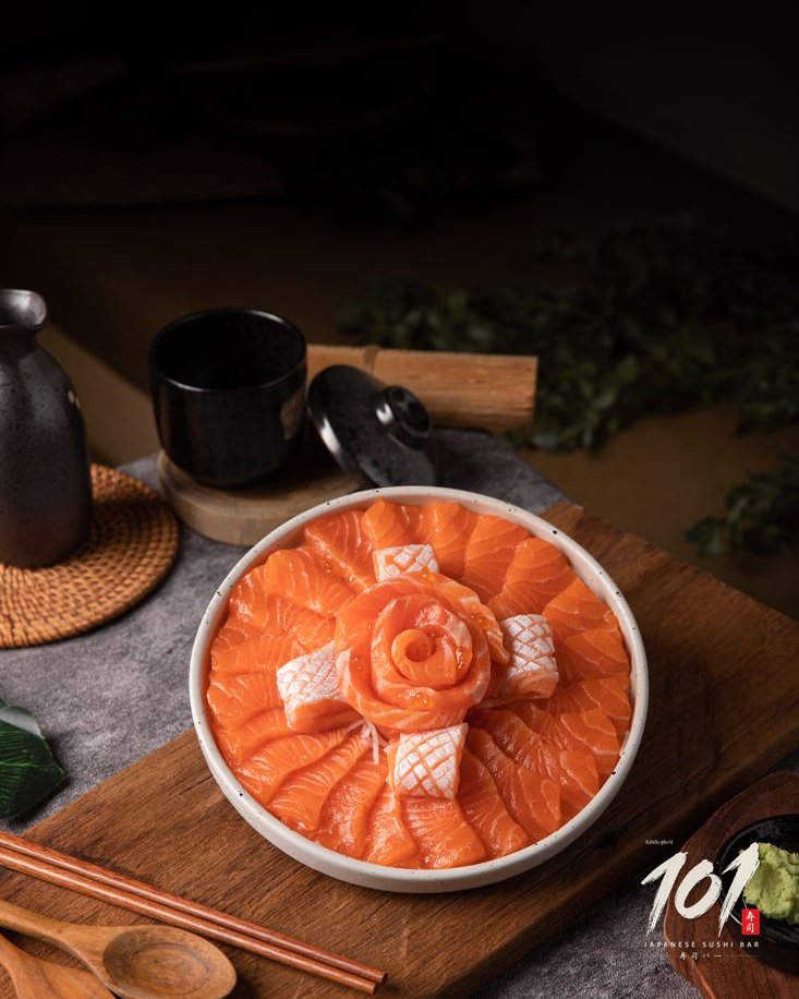 Salmon rose sashimi