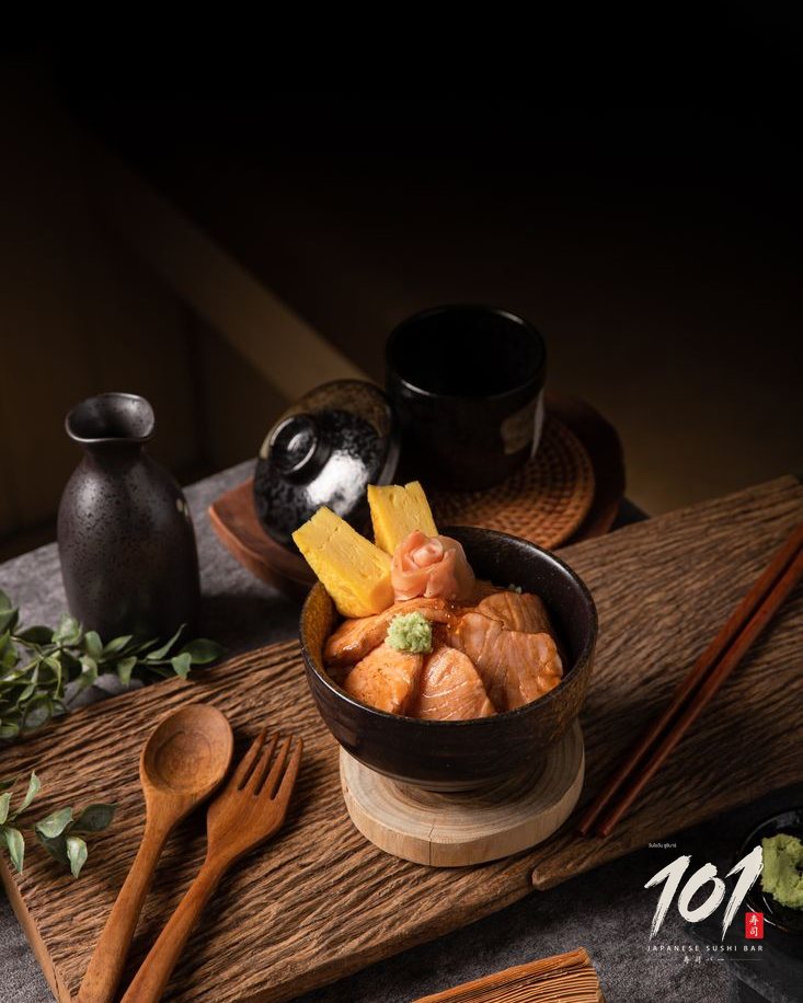 Salmon and tamago don