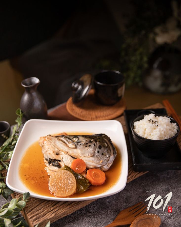 Simmered salmon head