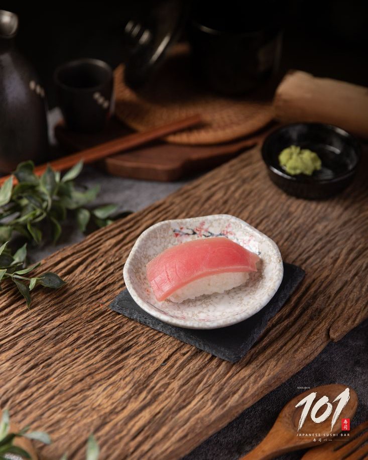 Maguro nigiri
